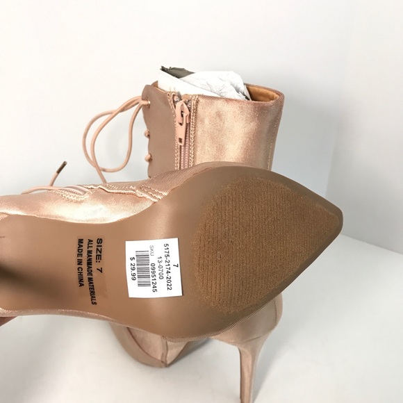 NIB!! Milia-63 Champagne Lycra Pointed Booties - Picture 5 of 7